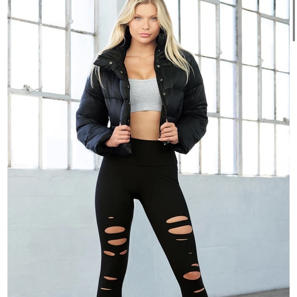 ALO YOGA PANTS RIPPER WARRIOR - Picture 1 of 4